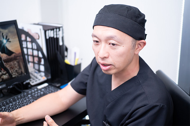 ゴリラクリニック総院長稲見文彦